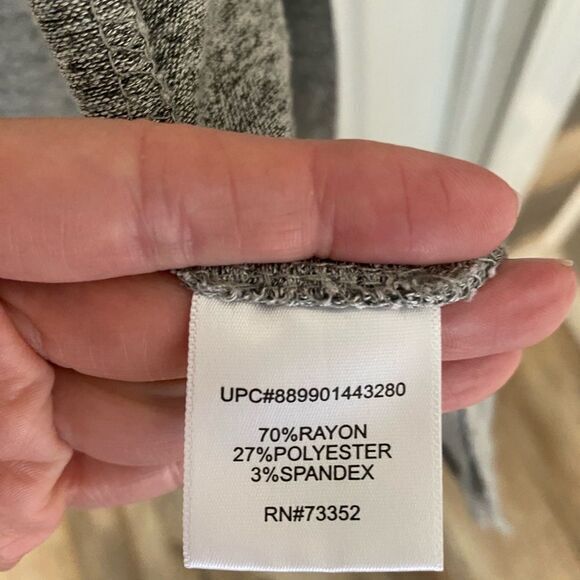 - Women’s It’s Our Time Long Black And White Cardigan‎ Size Small - Picture 6 of 7